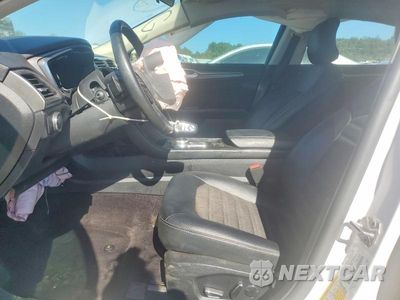 Zdjęcie 7 z 12 samochodu: 2017 FORD FUSION SE VIN:3FA6P0HD7HR320639 - miniatura