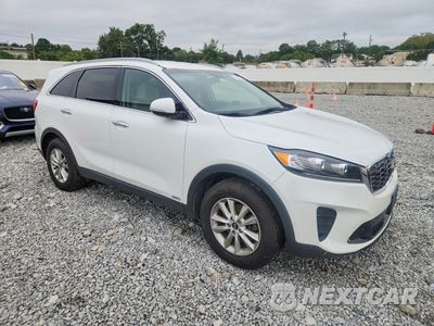 Czwarte zdjęcie samochodu z boku: 2020 KIA SORENTO LX VIN:5XYPGDA3XLG636269 - miniatura
