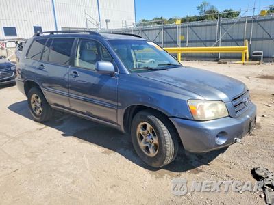 Czwarte zdjęcie samochodu z boku: 2004 TOYOTA HIGHLANDER BASE VIN:JTEDP21A240020218 - miniatura