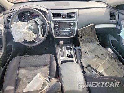 Zdjęcie 8 z 12 samochodu: 2016 NISSAN ALTIMA 2.5 S VIN:1N4AL3AP5GC260112 - miniatura
