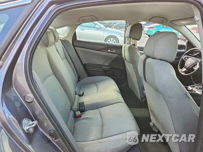 Zdjęcie 10 z 12 samochodu: 2019 HONDA CIVIC LX VIN:19XFC2F65KE031425 - miniatura