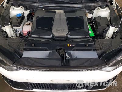 Zdjęcie 12 z 13 samochodu: 2024 KIA EV6 WIND VIN:KNDC3DLC1R5188111 - miniatura