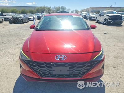 Piąte zdjęcie samochodu w środku: 2022 HYUNDAI ELANTRA BLUE VIN:KMHLM4AJ1NU031480 - miniatura