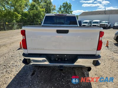 Zdjęcie 6 z 12 samochodu: 2021 CHEVROLET SILVERADO K2500 HEAVY DUTY LTZ VIN:1GC4YPEY9MF162679 - miniatura