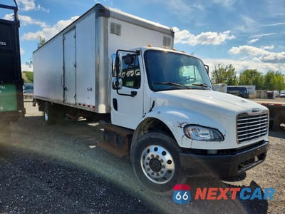 Czwarte zdjęcie samochodu z boku: 2018 FREIGHTLINER M2 106 MEDIUM DUTY VIN:1FVACWFB5JHJR4166 - miniatura