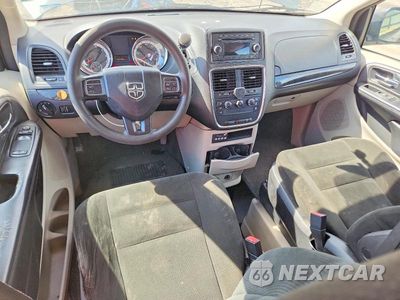 Zdjęcie 8 z 13 samochodu: 2015 DODGE GRAND CARAVAN SE VIN:2C4RDGBG6FR709674 - miniatura