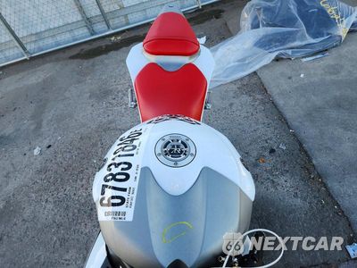 Piąte zdjęcie samochodu w środku: 2009 YAMAHA YZFR6 VIN:JYARJ16EX9A017193 - miniatura