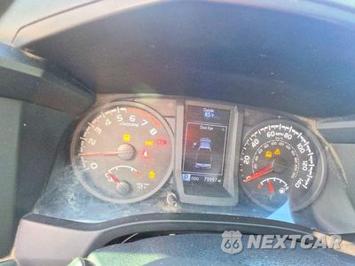 Zdjęcie 8 z 10 samochodu: 2019 TOYOTA TACOMA SR VIN:5TFRX5GN1KX152378 - miniatura