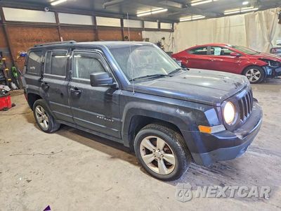 Czwarte zdjęcie samochodu z boku: 2011 JEEP PATRIOT SPORT VIN:1J4NF1GB9BD141978 - miniatura