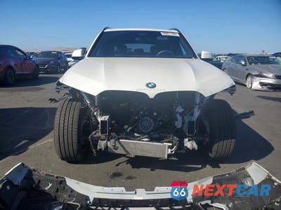 Piąte zdjęcie samochodu w środku: 2026 BMW X5 XDRIVE40I VIN:5UX23EU09T9117226 - miniatura