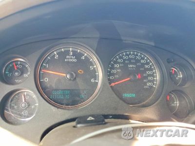 Zdjęcie 9 z 13 samochodu: 2013 CHEVROLET SUBURBAN C1500 LT VIN:1GNSCJE08DR117008 - miniatura