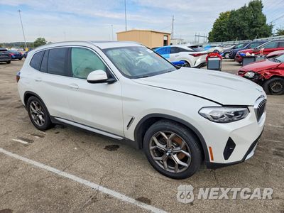 Czwarte zdjęcie samochodu z boku: 2022 BMW X3 XDRIVE30I VIN:5UX53DP04N9K82297 - miniatura