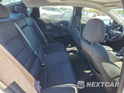 Zdjęcie 10 z 12 samochodu: 2022 CHEVROLET MALIBU LT VIN:1G1ZD5ST1NF173748 - miniatura