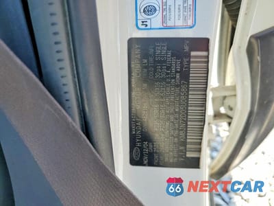 Zdjęcie 14 z 14 samochodu: 2005 HYUNDAI TUCSON GLS VIN:KM8JN72D05U085867 - miniatura