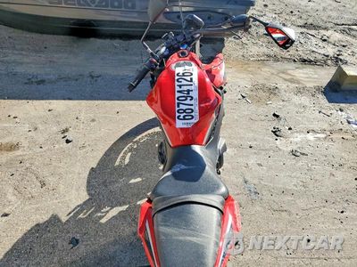 Zdjęcie 6 z 8 samochodu: 2022 KAWASAKI ER650 K VIN:ML5EREK15NDA66362 - miniatura