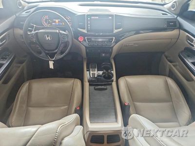 Zdjęcie 8 z 13 samochodu: 2016 HONDA PILOT TOURING VIN:5FNYF6H9XGB069510 - miniatura
