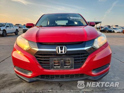 Piąte zdjęcie samochodu w środku: 2018 HONDA HR-V LX VIN:3CZRU5H35JG702670 - miniatura