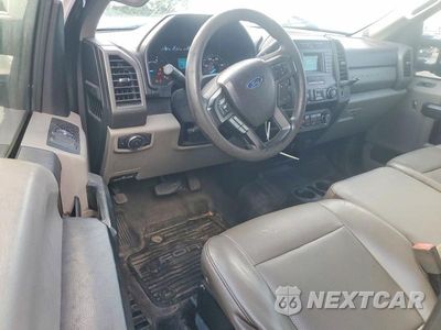 Zdjęcie 8 z 12 samochodu: 2019 FORD F350 SUPER DUTY VIN:1FT8W3BT8KED41128 - miniatura