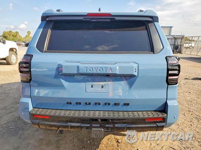 Zdjęcie 6 z 12 samochodu: 2025 TOYOTA 4RUNNER TRD SPORT PREMIUM VIN:JTEVA5BR3S5058195 - miniatura