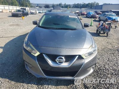 Piąte zdjęcie samochodu w środku: 2016 NISSAN MAXIMA PLATINUM VIN:1N4AA6AP1GC392047 - miniatura