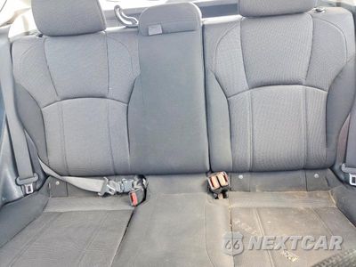 Zdjęcie 10 z 13 samochodu: 2018 SUBARU IMPREZA PREMIUM PLUS VIN:4S3GTAD64J3713820 - miniatura