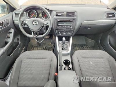 Zdjęcie 8 z 12 samochodu: 2015 VOLKSWAGEN JETTA SE VIN:3VWD17AJXFM239220 - miniatura