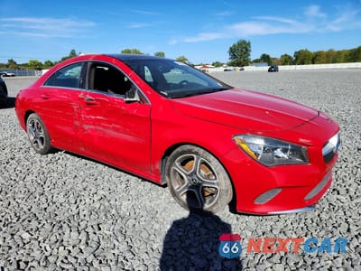 Czwarte zdjęcie samochodu z boku: 2018 MERCEDES-BENZ CLA 250 4MATIC VIN:WDDSJ4GB6JN530648 - miniatura