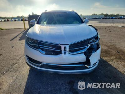 Piąte zdjęcie samochodu w środku: 2017 LINCOLN MKX SELECT VIN:2LMPJ6KR0HBL38485 - miniatura