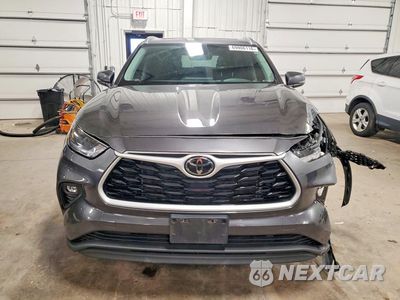 Piąte zdjęcie samochodu w środku: 2021 TOYOTA HIGHLANDER XLE VIN:5TDGZRBH0MS148860 - miniatura