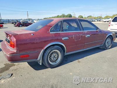 Trzecie zdjęcie samochodu z tyłu: 1990 INFINITI Q45 BASE VIN:JNKNG01C1LM000577 - miniatura