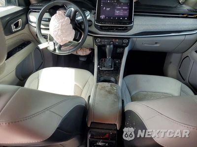 Zdjęcie 8 z 13 samochodu: 2022 JEEP COMPASS LATITUDE VIN:3C4NJCBB8NT225280 - miniatura