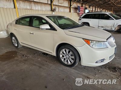 Czwarte zdjęcie samochodu z boku: 2012 BUICK LACROSSE VIN:1G4GC5ER2CF171856 - miniatura