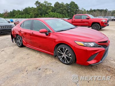 Czwarte zdjęcie samochodu z boku: 2020 TOYOTA CAMRY SE VIN:4T1M11AK1LU365901 - miniatura