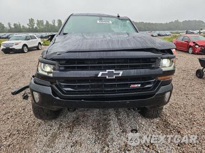 Piąte zdjęcie samochodu w środku: 2017 CHEVROLET SILVERADO K1500 LT VIN:1GCVKREC8HZ331018 - miniatura