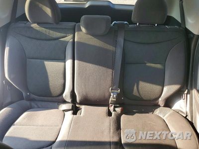 Zdjęcie 10 z 13 samochodu: 2015 KIA SOUL BASE VIN:KNDJN2A21F7771293 - miniatura