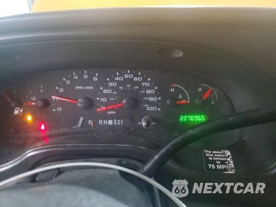 Zdjęcie 9 z 12 samochodu: 2008 FORD E350 BOX TRUCK VIN:1FDWE35L28DA76030 - miniatura