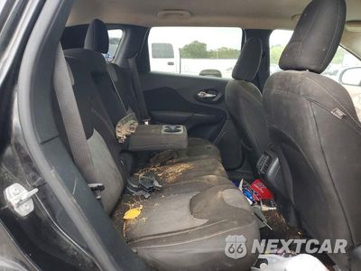 Zdjęcie 11 z 13 samochodu: 2016 JEEP CHEROKEE SPORT VIN:1C4PJLAB4GW272992 - miniatura
