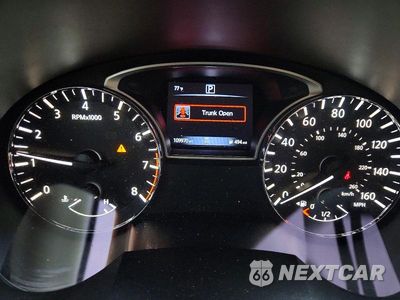 Zdjęcie 9 z 12 samochodu: 2018 NISSAN ALTIMA 2.5 SR VIN:1N4AL3AP1JC251608 - miniatura