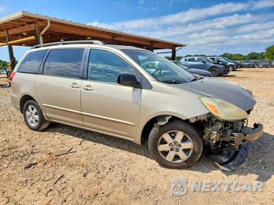 Czwarte zdjęcie samochodu z boku: 2004 TOYOTA SIENNA LE 7 PASSENGER VIN:5TDZA23C74S099554 - miniatura