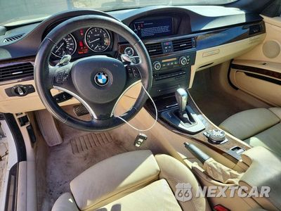 Zdjęcie 8 z 12 samochodu: 2009 BMW 328 I SULEV VIN:WBAWR33589P460601 - miniatura