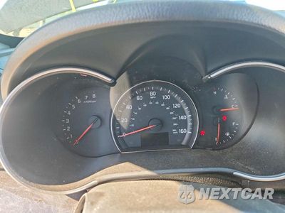 Zdjęcie 9 z 12 samochodu: 2014 KIA SORENTO LX VIN:5XYKT4A65EG482041 - miniatura