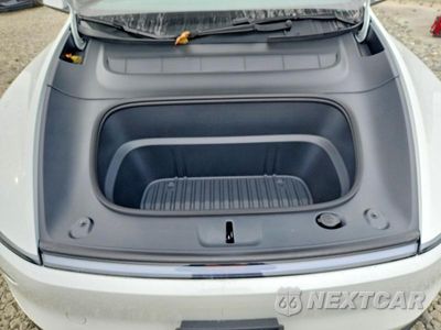 Zdjęcie 12 z 14 samochodu: 2026 TESLA MODEL Y VIN:7SAYGAEE8TF678304 - miniatura