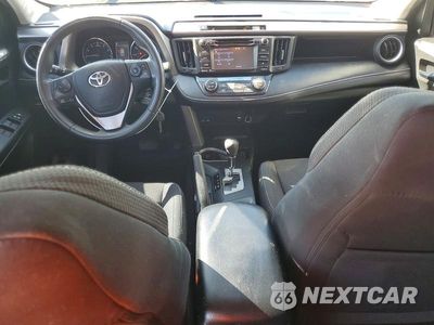 Zdjęcie 8 z 14 samochodu: 2016 TOYOTA RAV4 XLE VIN:2T3WFREV5GW312418 - miniatura