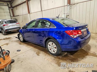 Trzecie zdjęcie samochodu z tyłu: 2012 CHEVROLET CRUZE LS VIN:1G1PC5SH2C7302495 - miniatura