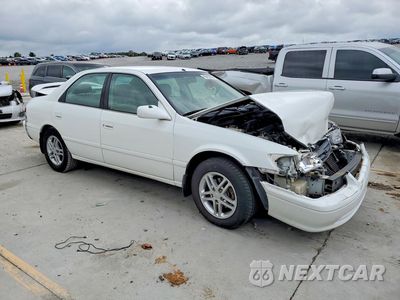Czwarte zdjęcie samochodu z boku: 2000 TOYOTA CAMRY VIN:4T1BG22K4YU760978 - miniatura