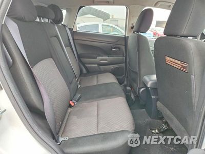 Zdjęcie 11 z 13 samochodu: 2017 MITSUBISHI OUTLANDER SPORT ES VIN:JA4AR3AU4HZ042931 - miniatura