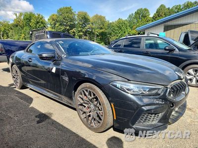 Czwarte zdjęcie samochodu z boku: 2023 BMW M8 VIN:WBSDZ0C0XPCM22524 - miniatura