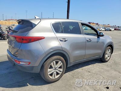 Trzecie zdjęcie samochodu z tyłu: 2017 KIA SPORTAGE LX VIN:KNDPMCAC7H7039930 - miniatura