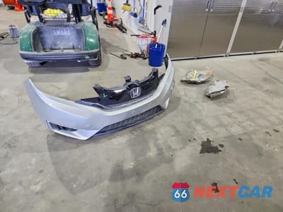 Zdjęcie 12 z 13 samochodu: 2015 HONDA FIT EX VIN:3HGGK5H88FM752455 - miniatura