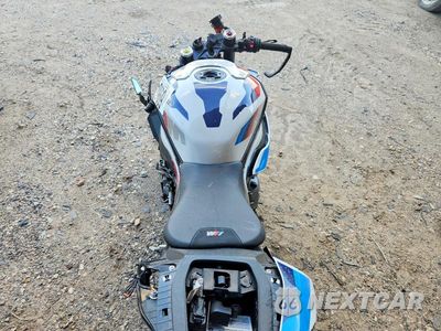 Zdjęcie 6 z 9 samochodu: 2022 BMW M 1000 RR VIN:WB10E7306N6F92238 - miniatura